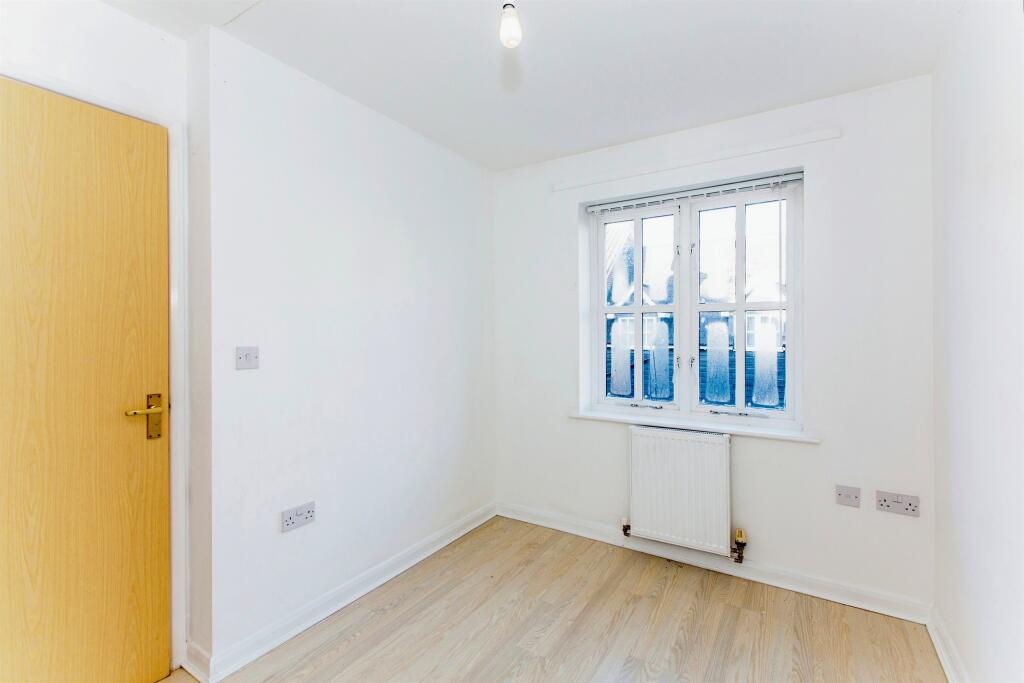 Additional image 10 of South Park Drive, Papworth Everard, Cambridge