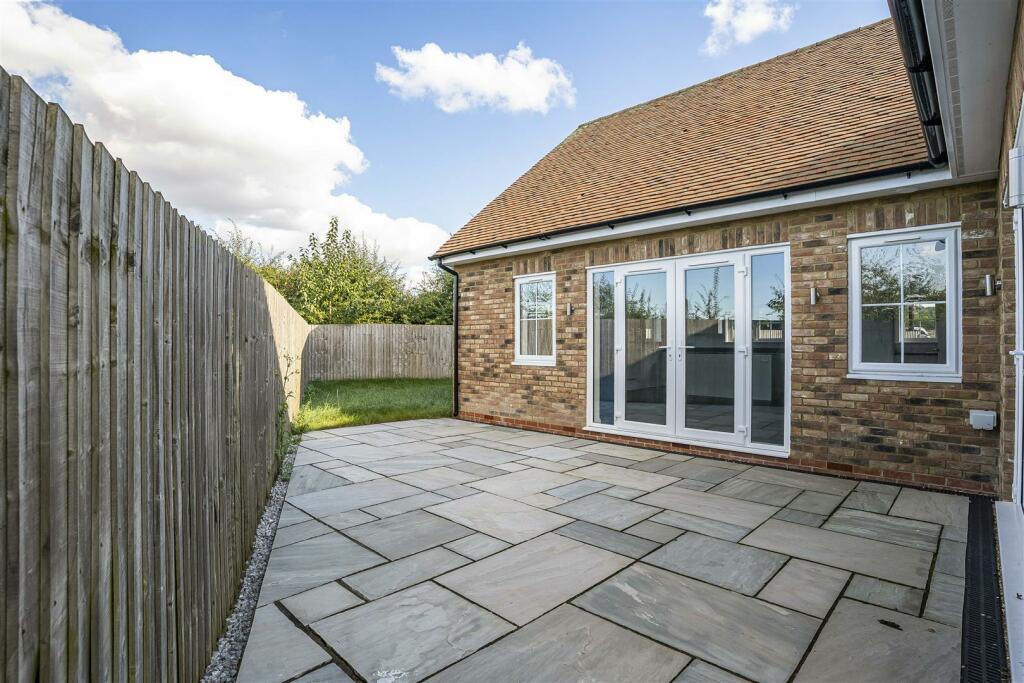 Additional image 8 of Streetly End, West Wickham