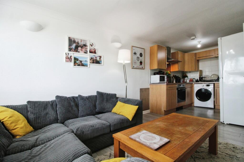 Additional image 14 of Beaufort Square, Cardiff