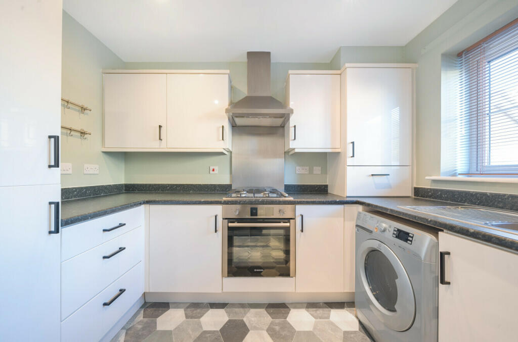 Additional image 2 of Howland Close, Saffron Walden, Essex, CB10