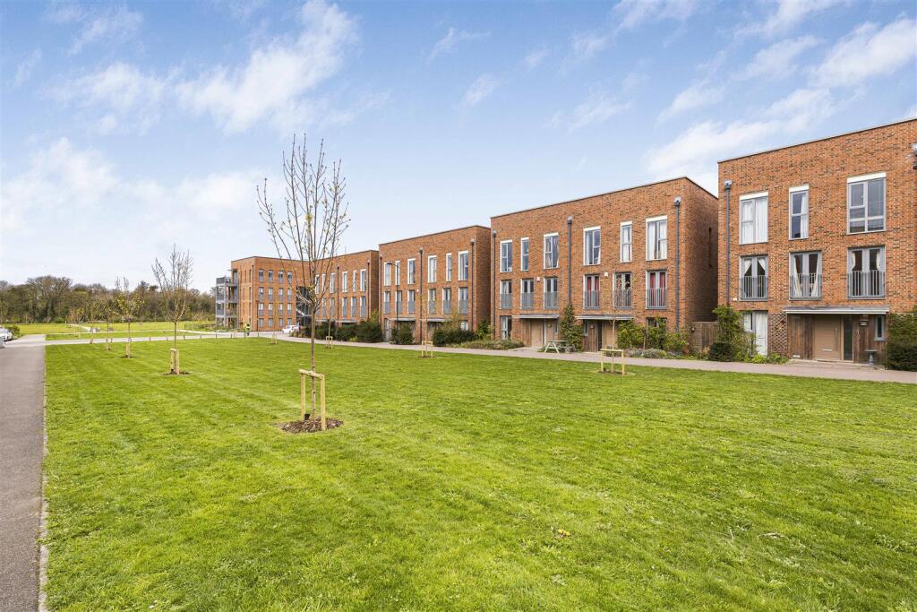 Additional image 25 of Renard Way, Trumpington