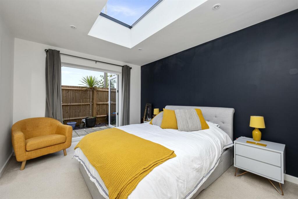 Additional image 25 of Rowan Close, Portslade, Brighton