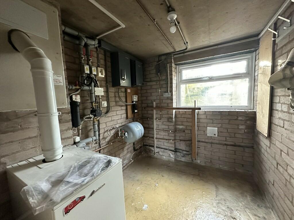 Additional image 23 of Camlann, Banks