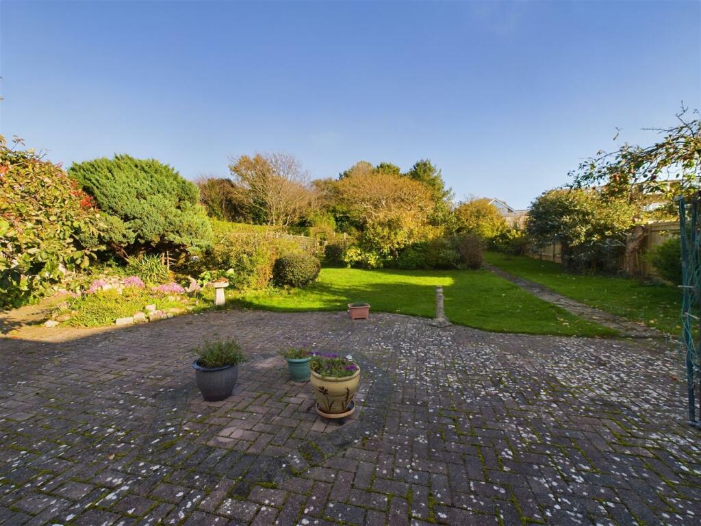 Additional image 21 of Central Avenue, Telscombe Cliffs, Peacehaven