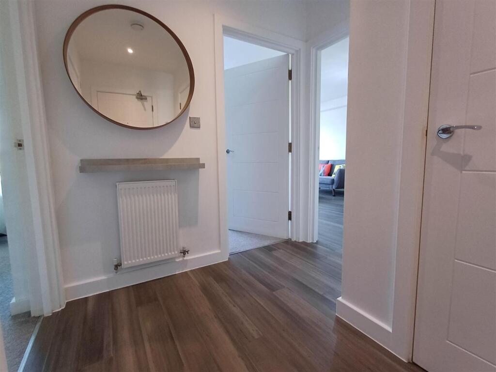 Additional image 4 of 16 South Coast Road, Peacehaven