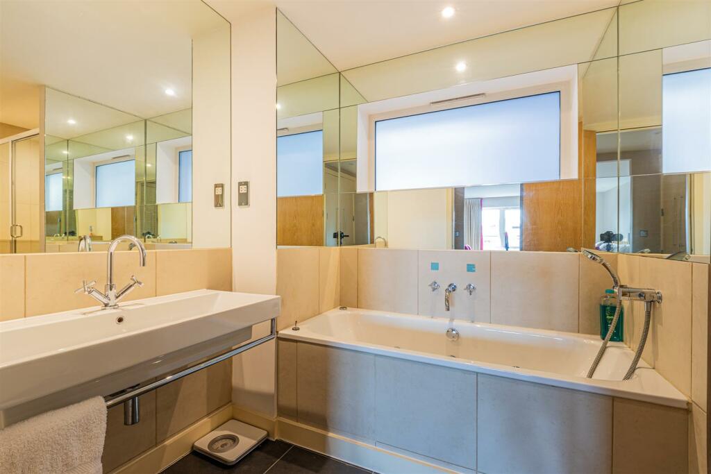 Additional image 9 of Greyfriars Road, Cardiff