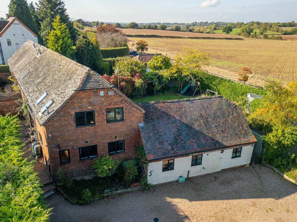 Additional image 2 of Corn Meadow Barn, Shaw Lane, Stoke Prior, Bromsgrove, B60 4BH