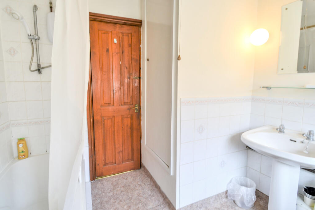 Additional image 7 of Kings Hedges Road, Cambridge, CB4