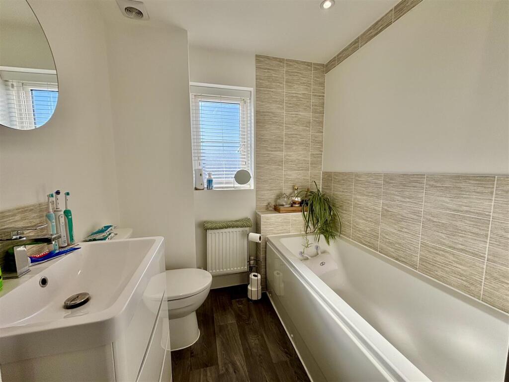 Additional image 22 of Martletts Close, Peacehaven