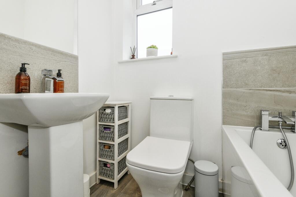 Additional image 7 of Willow Street, Cleckheaton, BD19