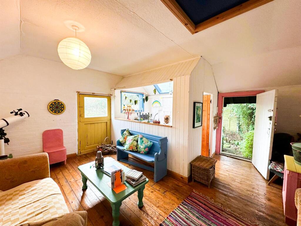 Additional image 31 of 3 The Lindens, Skipton Road, Utley, Keighley