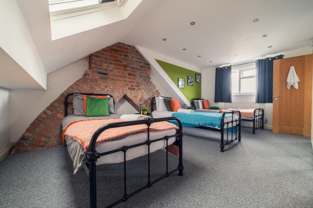 Additional image 32 of Corporation Road, Grangetown