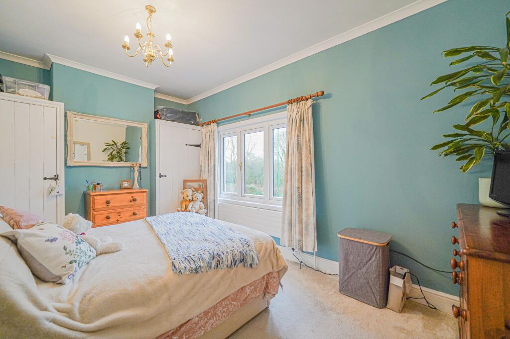 Additional image 10 of Warwick Road, Chadwick End, B93