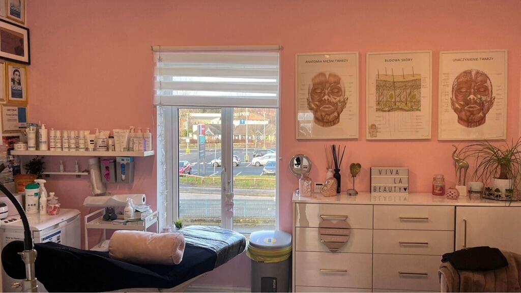 Additional image 11 of 806 Bury Road, Bolton, BL2 6PA