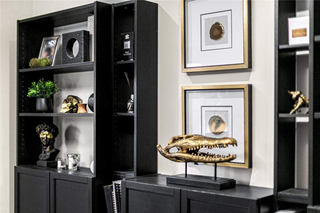 Additional image 8 of Green Close, Brookmans Park, Hertfordshire, AL9