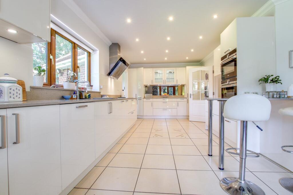 Additional image 24 of Hermitage Close, New Milton, BH25