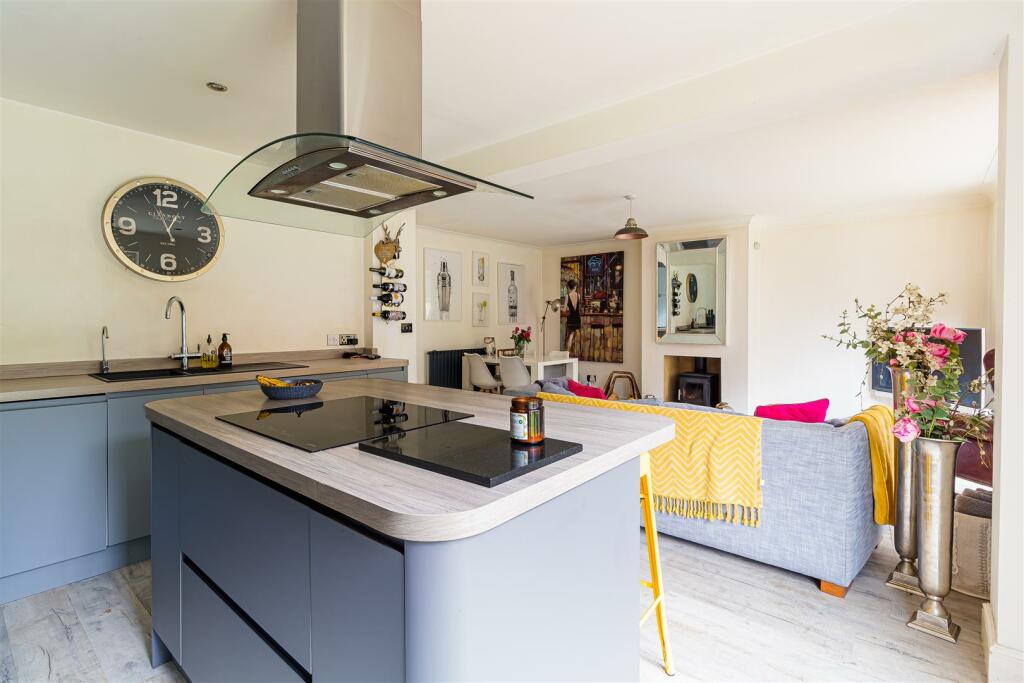 Additional image 2 of Lion Meadow, Steeple Bumpstead