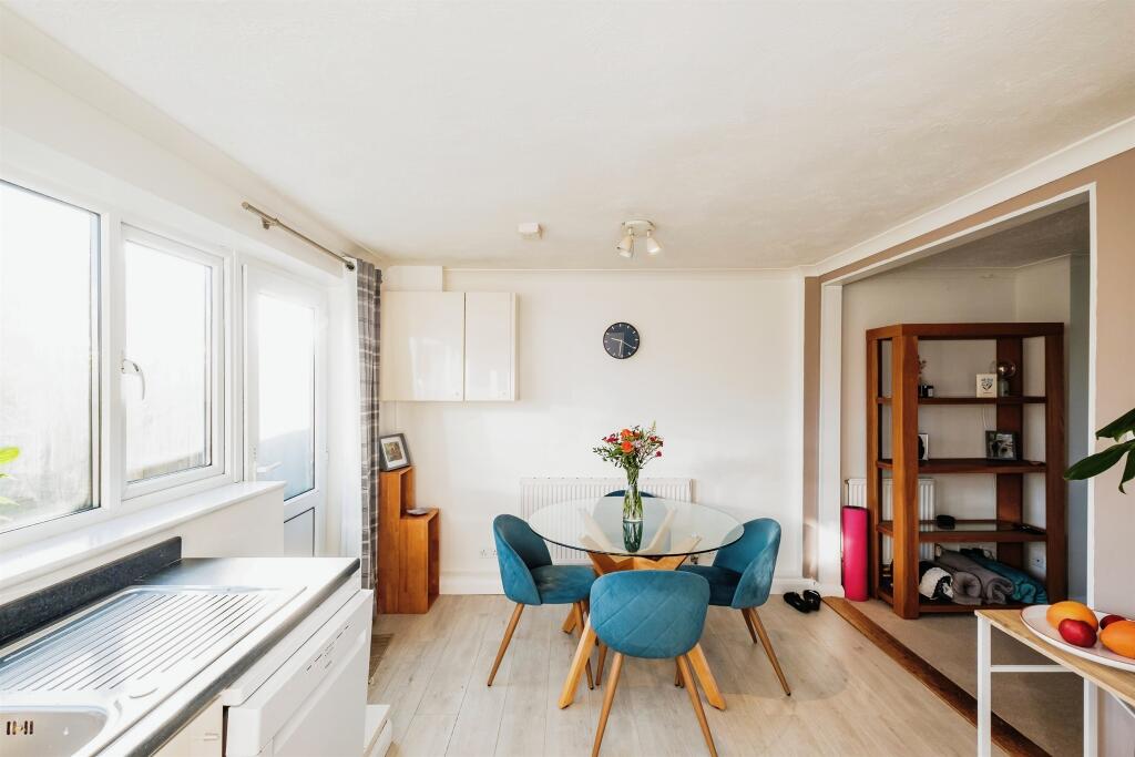 Additional image 14 of Downsway, Shoreham-By-Sea