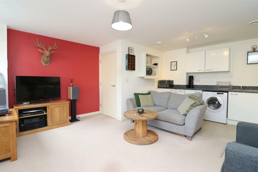 Additional image 16 of Hatfield Road, St. Albans