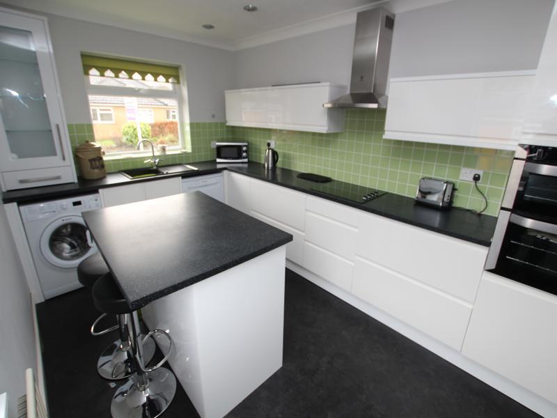 Additional image 14 of All Alone Road, Idle