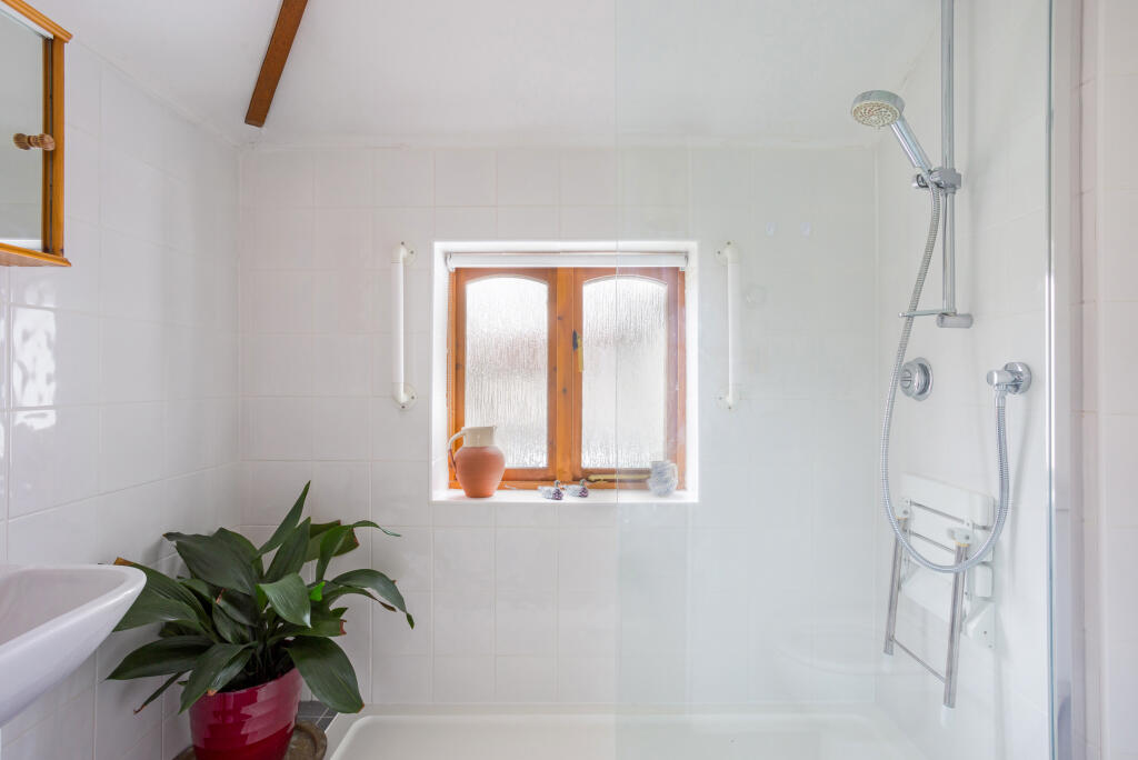 Additional image 15 of Kimpton Road, Wheathampstead, AL4