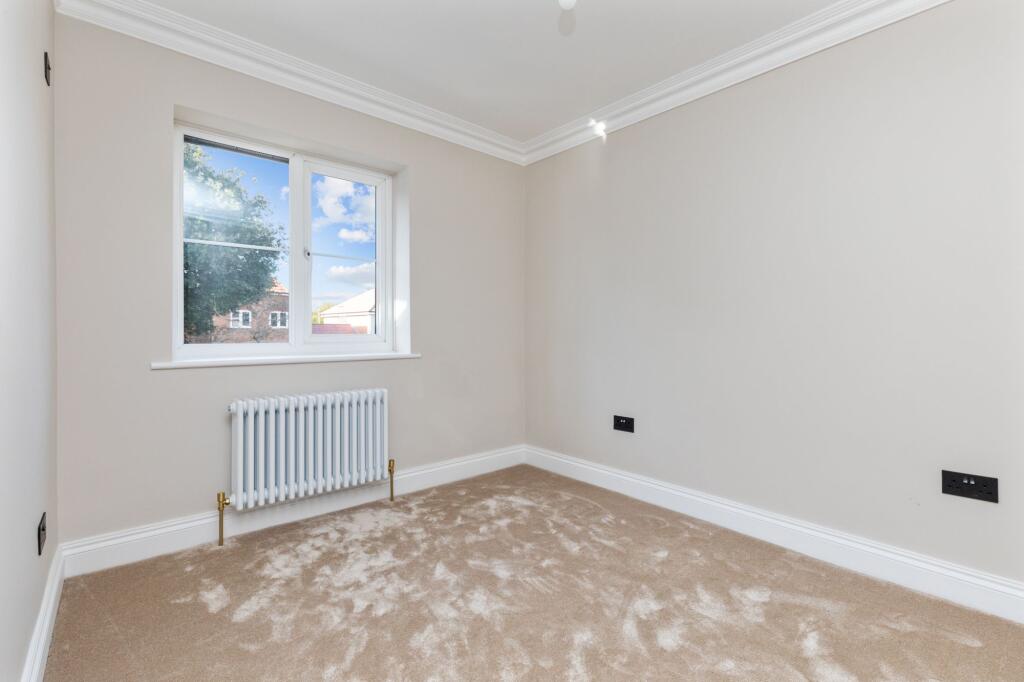 Additional image 14 of Fontwell Close, Fontwell, BN18