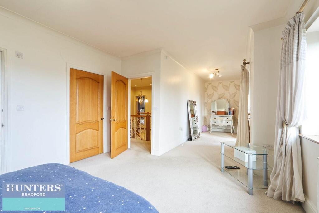 Additional image 18 of Stonelea, Whinney Hill, Bradford, BD4 8LU