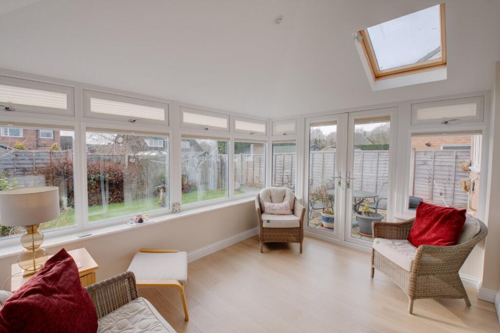 Additional image 6 of Warwick Hall Gardens, Bromsgrove, Worcestershire, B60