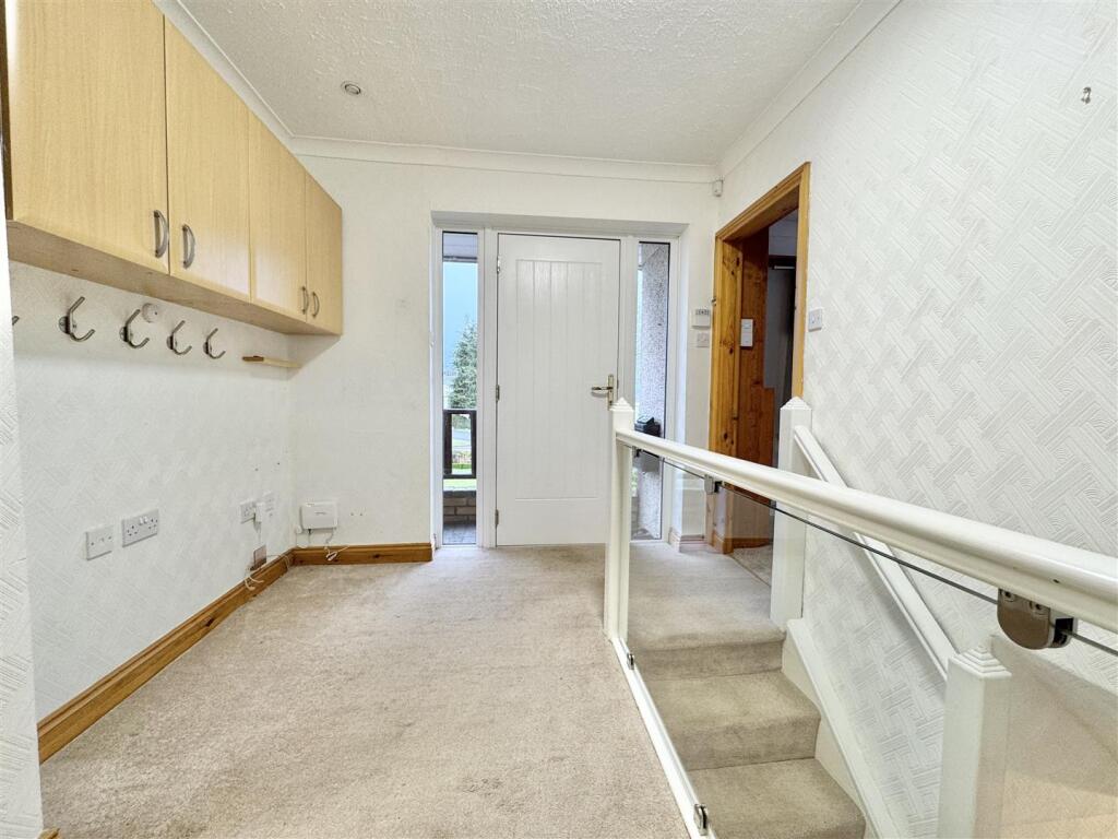 Additional image 14 of Blencow