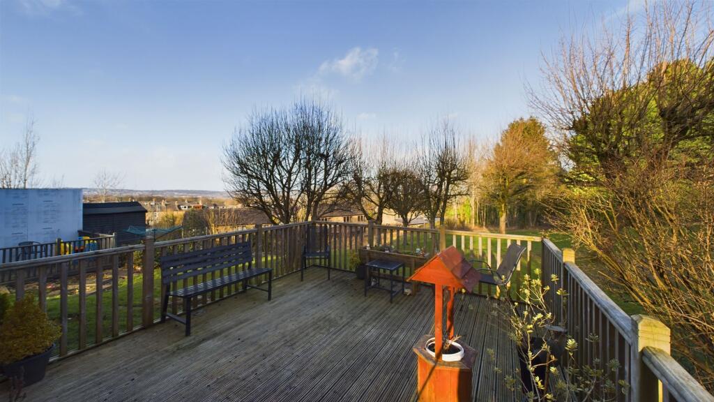 Additional image 13 of Moore Avenue, Bradford, BD7