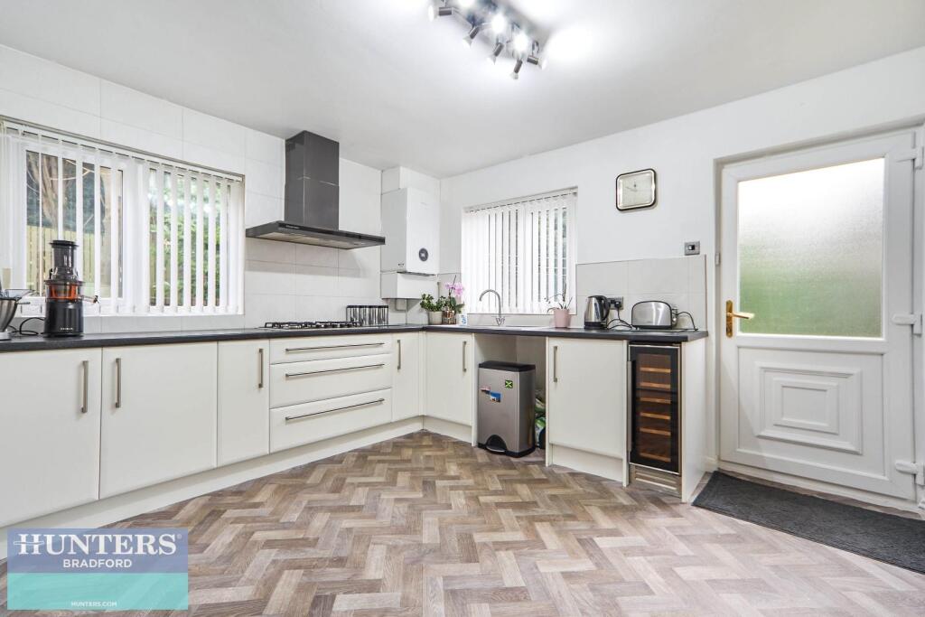 Additional image 11 of Crow Tree Lane , Bradford, BD8 0AN