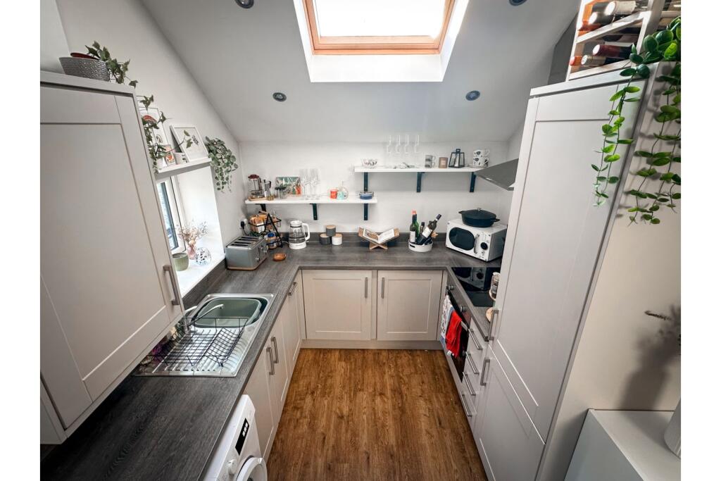 Additional image 7 of Oak Street, Keighley, BD22