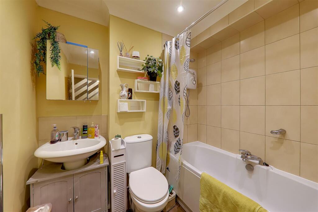 Additional image 6 of Greenland Close, Worthing