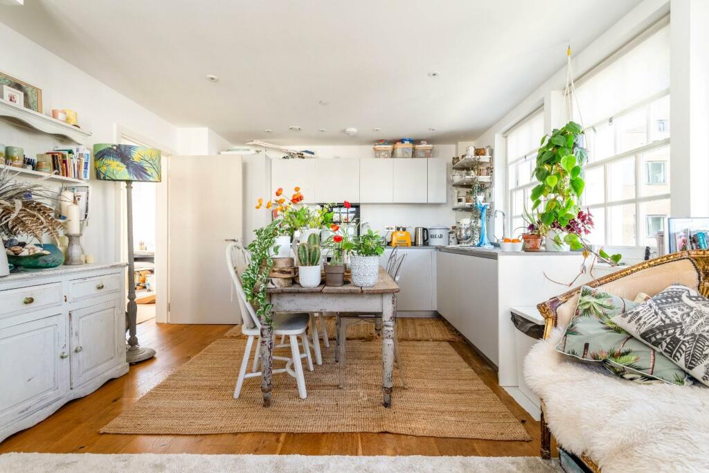 Additional image 8 of Victoria Terrace, Hove