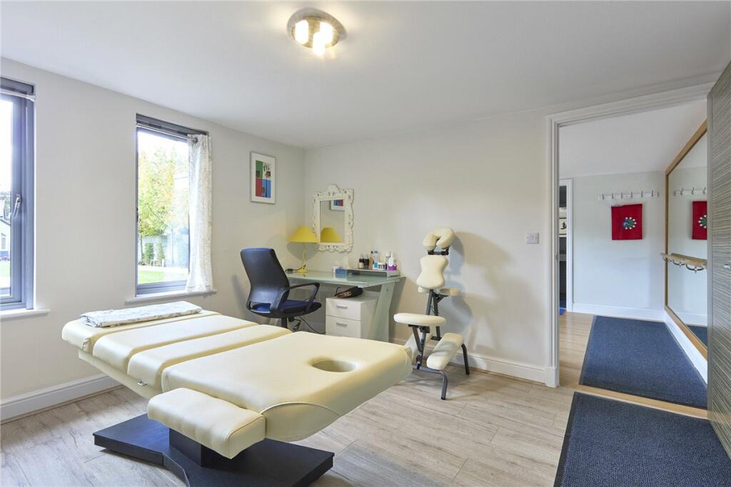 Additional image 31 of Kings Mill Lane, Great Shelford, Cambridge, CB22