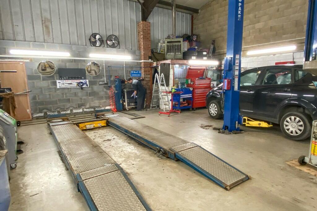 Additional image 4 of Newmarket > Suffolk