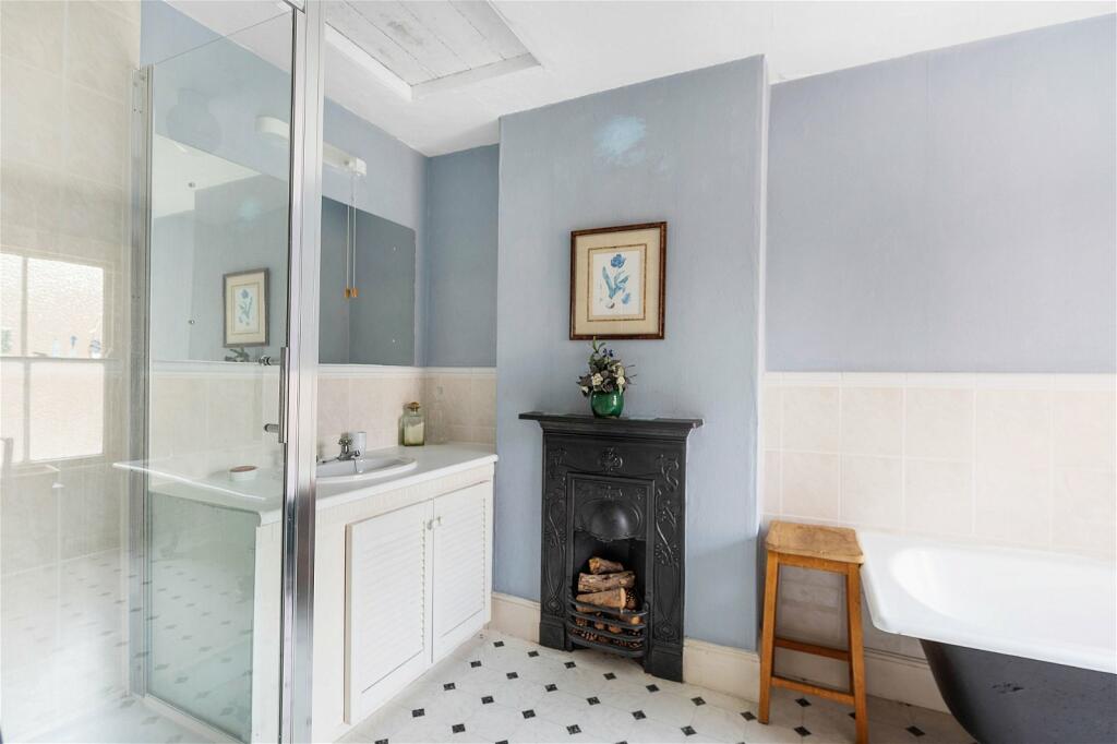 Additional image 36 of The Gables, High Street, Sutton SAT NAV CB6 2RB