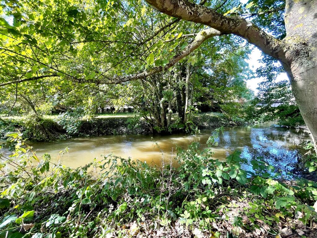 Additional image 12 of Newmarket Road, Great Chesterford, Saffron Walden