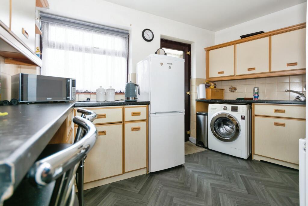 Additional image 7 of Wharfdale Road, Birmingham, West Midlands, B11