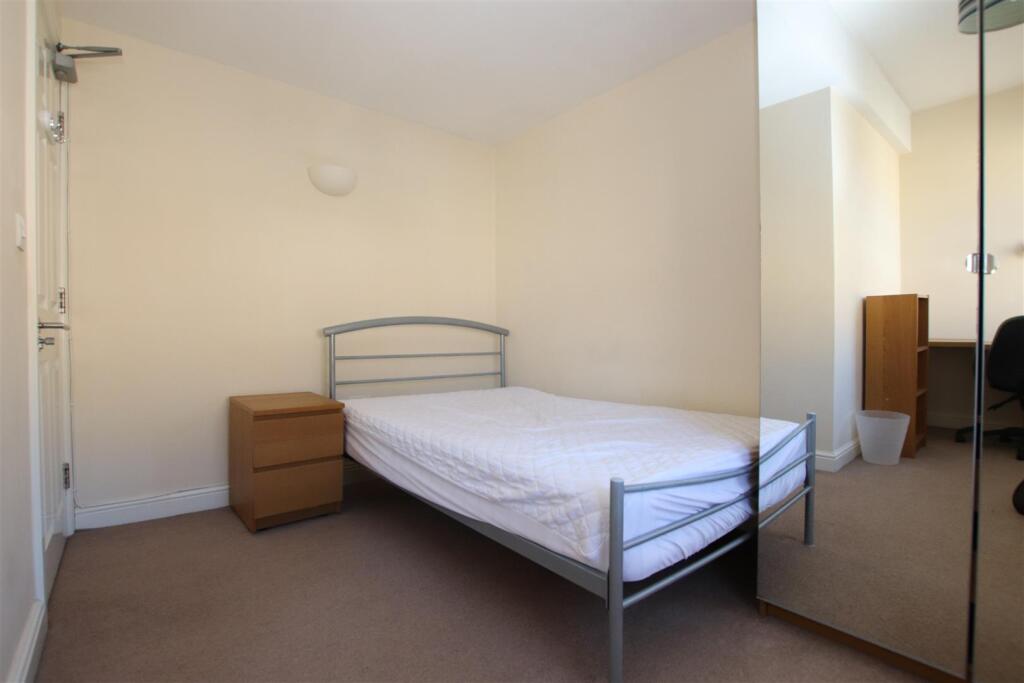 Additional image 7 of St. Kildas Road, Bath