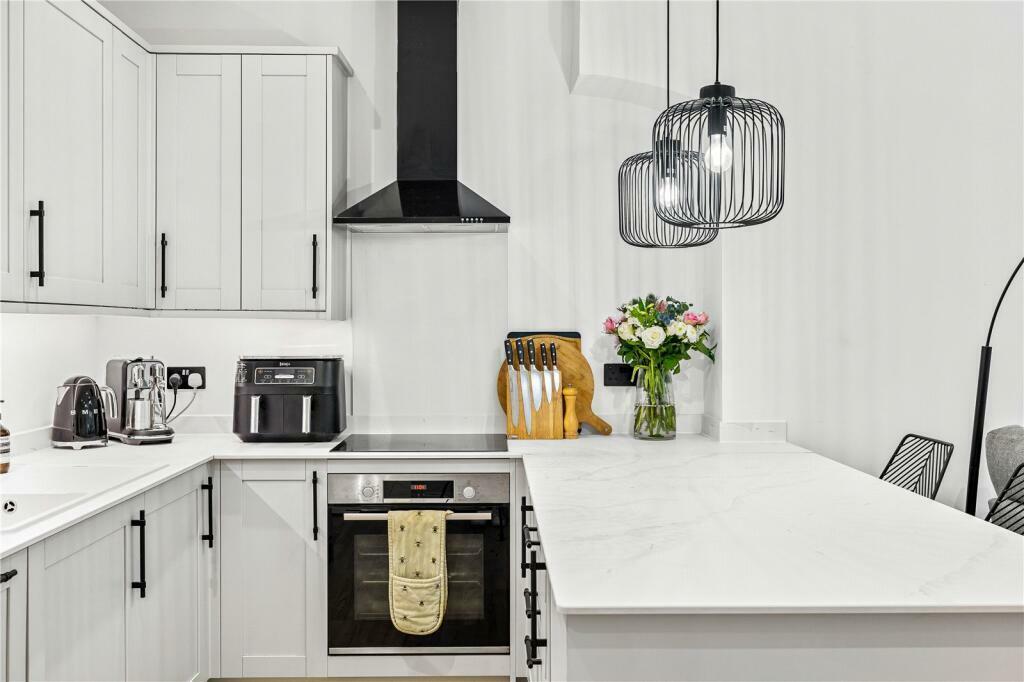 Additional image 13 of Fourth Avenue, Hove