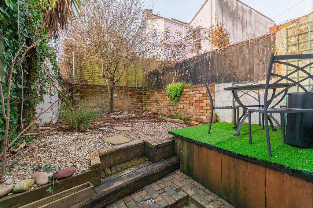 Additional image 18 of Merrywood Road, Southville