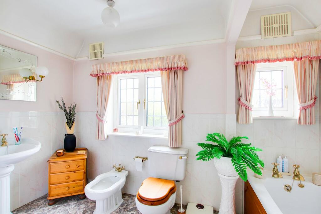 Additional image 15 of Seaway Avenue, Friars Cliff, Christchurch, BH23