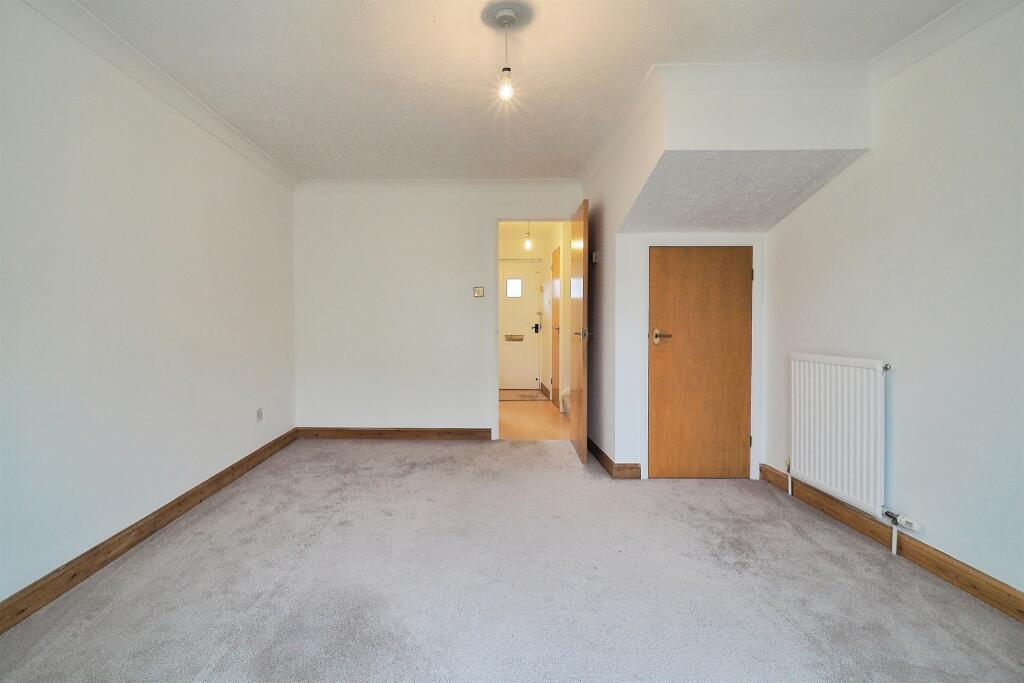 Additional image 5 of Foxglove Way, Yeovil