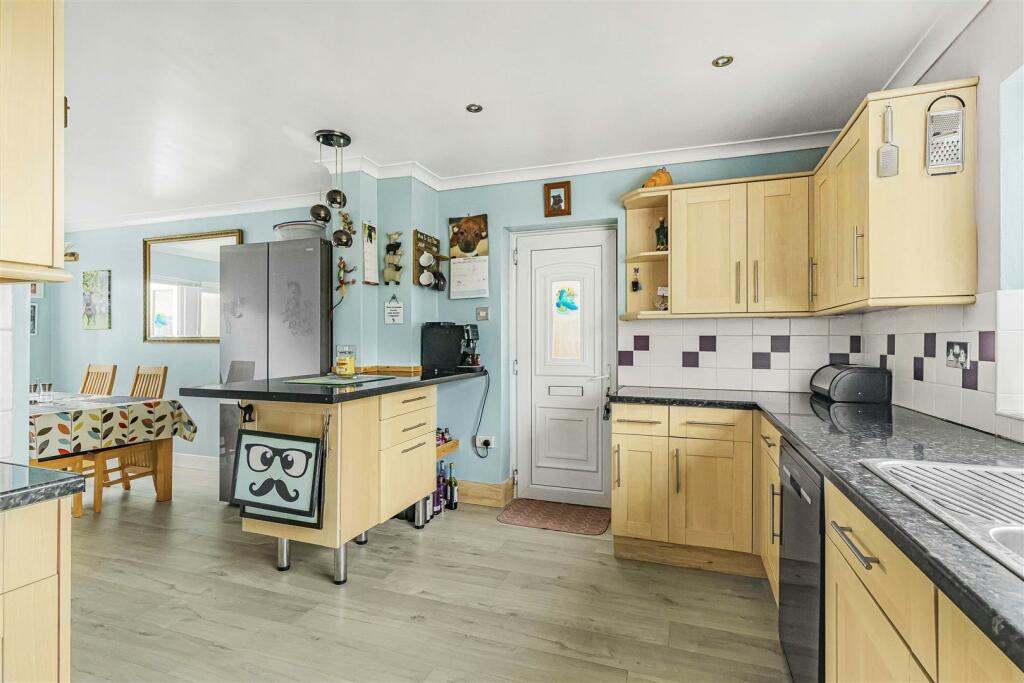 Additional image 8 of Wheatsheaf Way, Linton, Cambridge