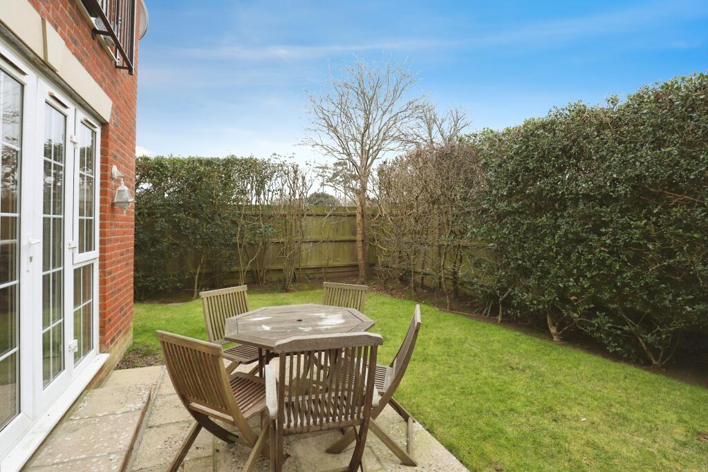 Additional image 5 of 9 Atkinson Close, New Milton, BH25