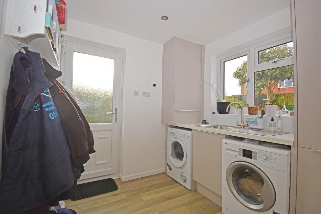 Additional image 6 of 1 Farrier Close, Stoke Heath, Bromsgrove, Worcestershire, B60 3PQ