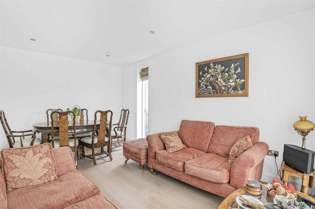 Additional image 10 of Knightly Avenue, Cambridge