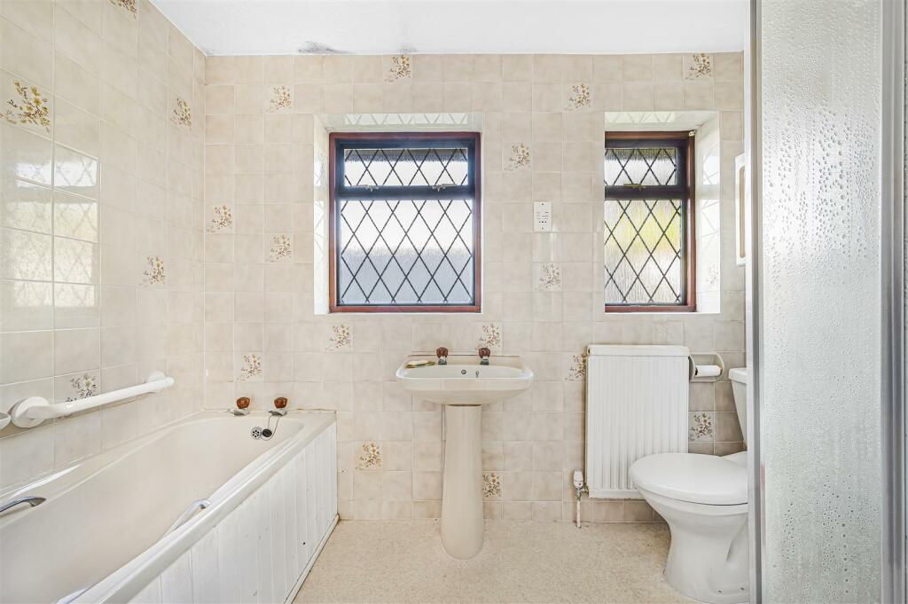 Additional image 8 of Oval Close, Peacehaven