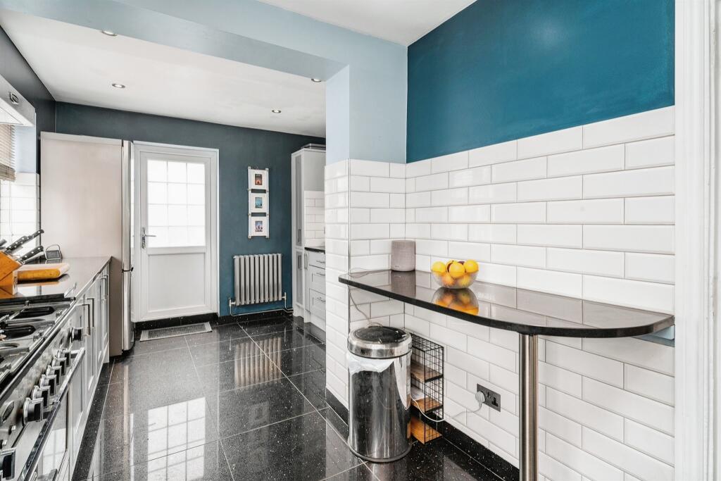 Additional image 7 of Burgundy Croft, Welwyn Garden City